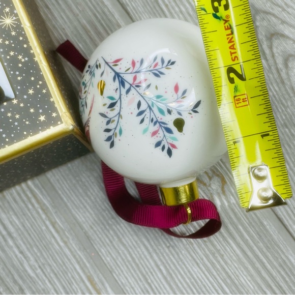 Sara Miller Portmeirion Partridge In A  Pear Tree bird Christmas tree Ornament - Picture 7 of 12